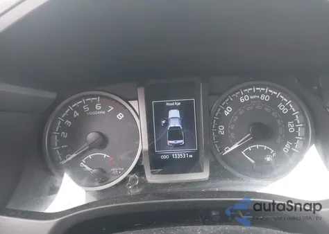 2017 Toyota Tacoma Trd Sport z USA, uszkodzony, nr VIN 3TMAZ5CN8HM031679